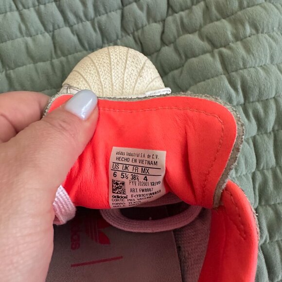 Adidas Train Sneakers GIRLS ARE AWESOME - Picture 6 of 8